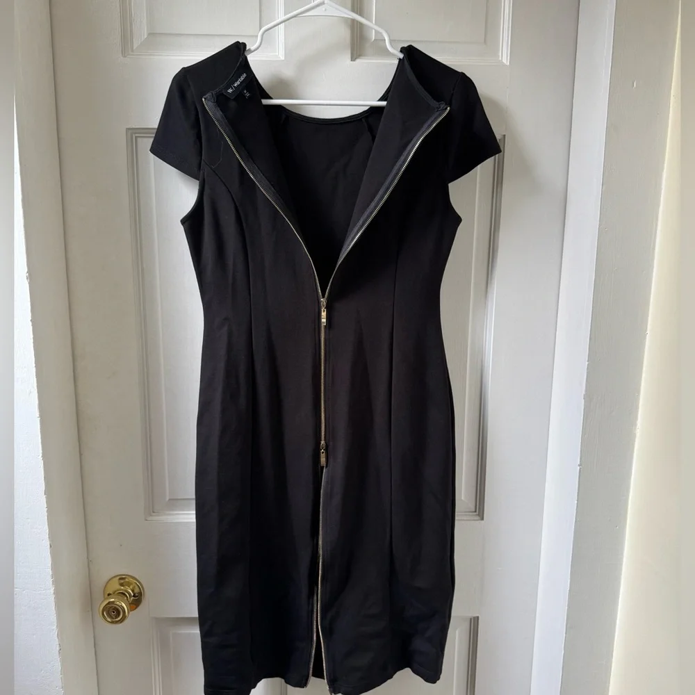 Dress - Picture 5 of 5